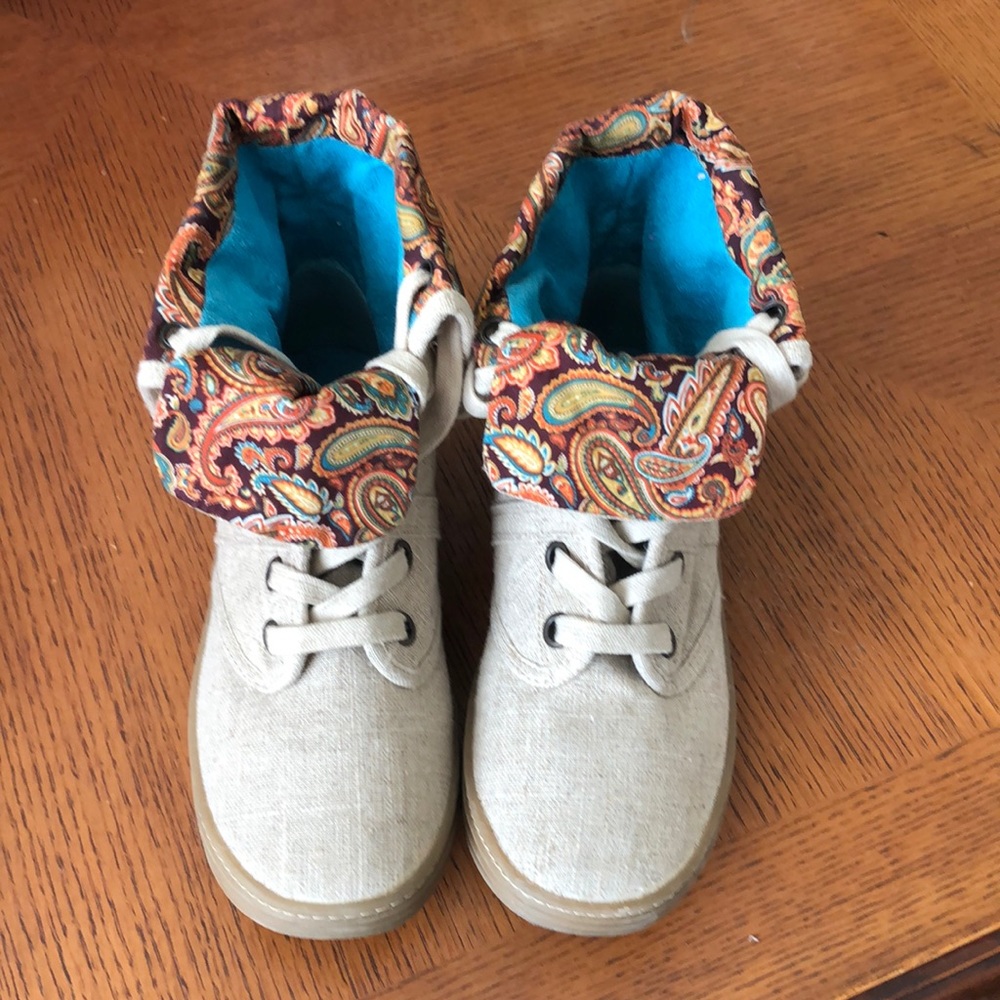 Blowfish cute booties size 7